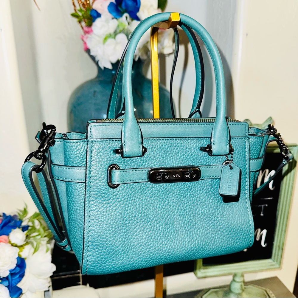 Coach Mini Swagger 21 Pebble Leather Satchel w Removable Strap 2018 - Like New - Picture 5 of 16